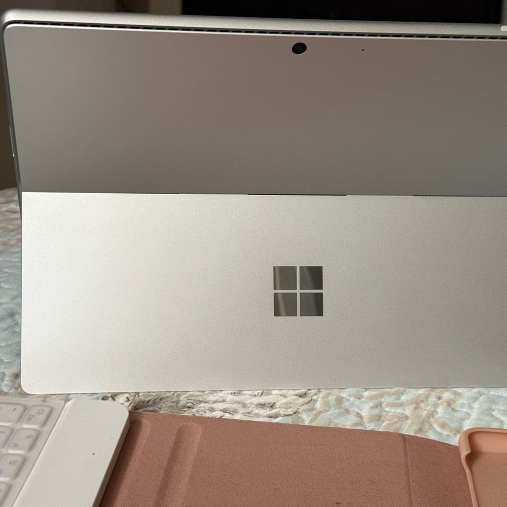 Microsoft Surface Laptop - Silver